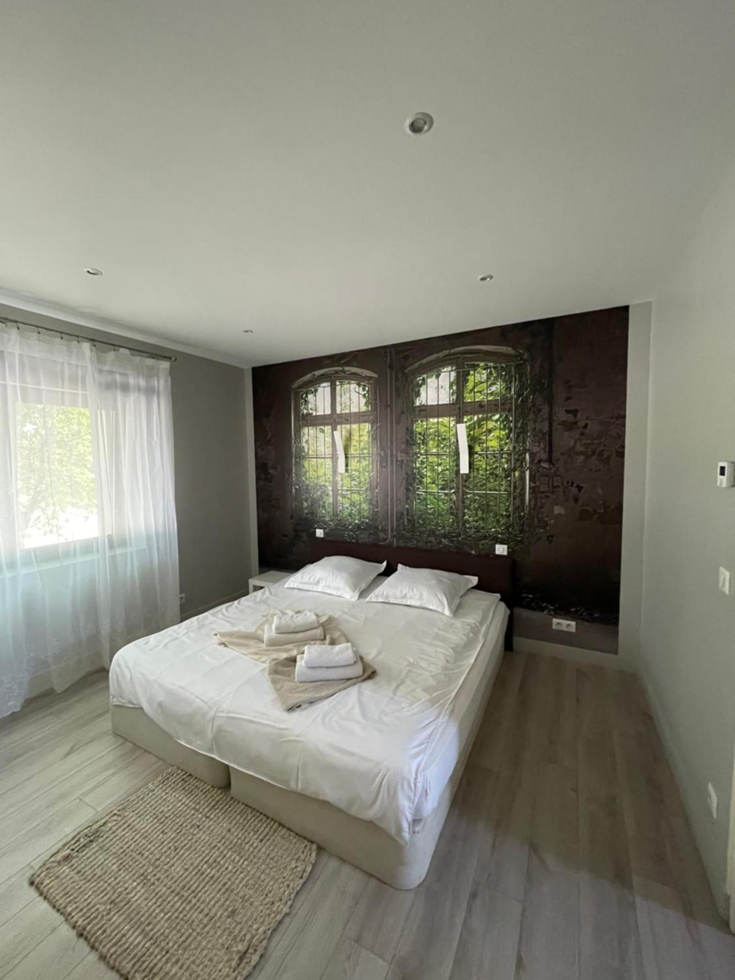 Apartment 1 Confort&Modern Arad Exterior foto